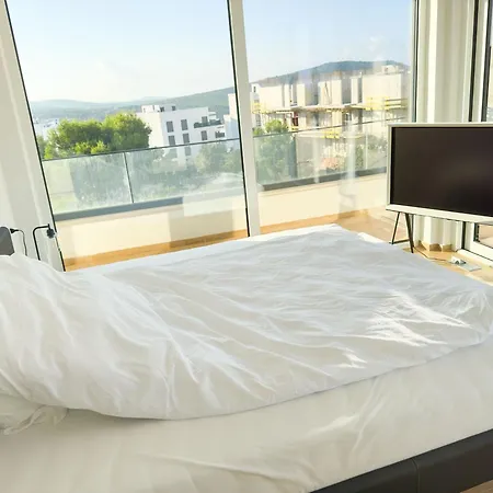 Hills - West Primosten