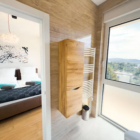 Villa Hills - West