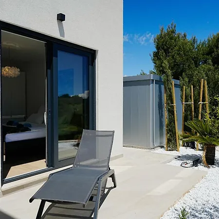 Villa Hills - West *