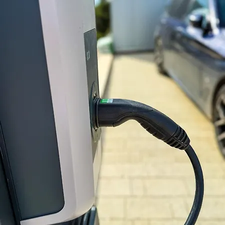 Hills - West * Primosten