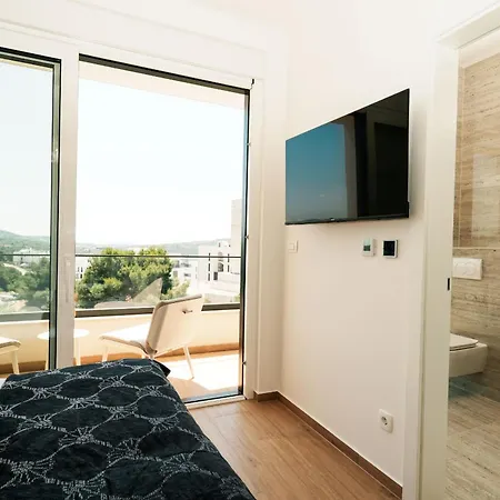 Villa Hills - West *