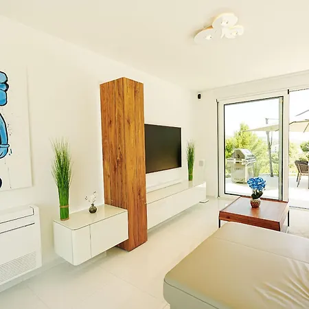 Villa Hills - West *