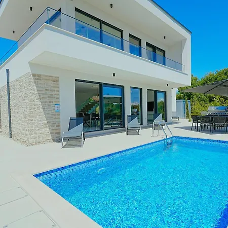 Hills - West Villa Primosten