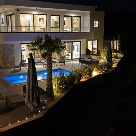 Hills West - Branded Luxury Villa Primošten