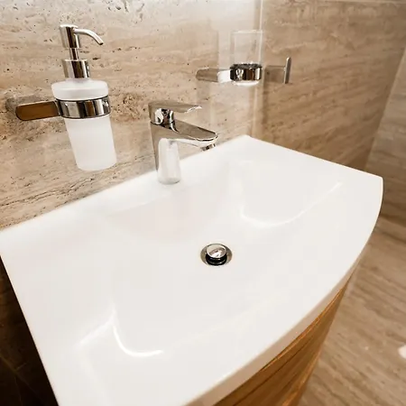 Villa Hills West - Branded Luxury Primošten