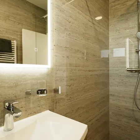 Hills West - Branded Luxury