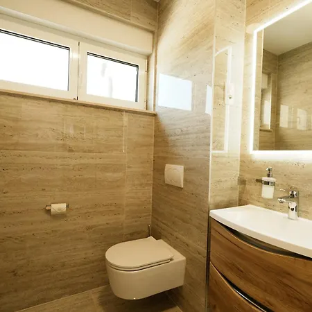 Hills West - Branded Luxury Villa *
