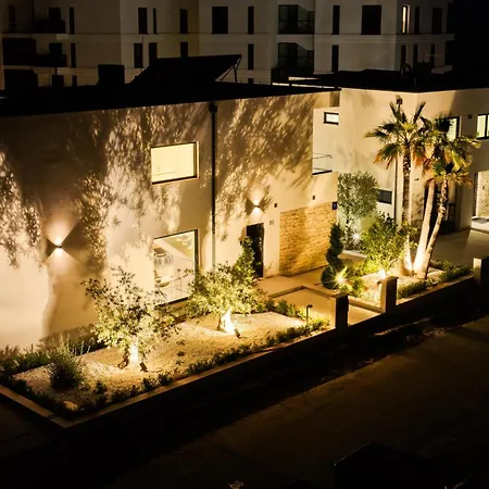 Hills West - Branded Luxury Villa