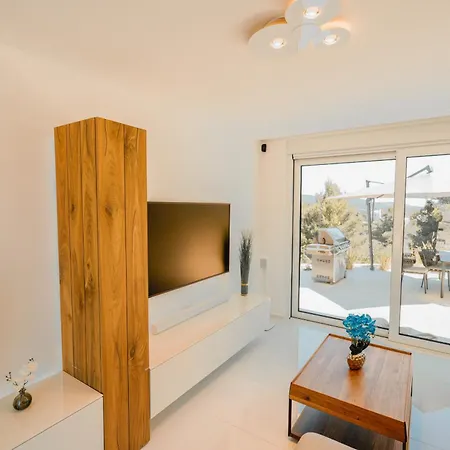 Hills West - Branded Luxury Villa Primošten